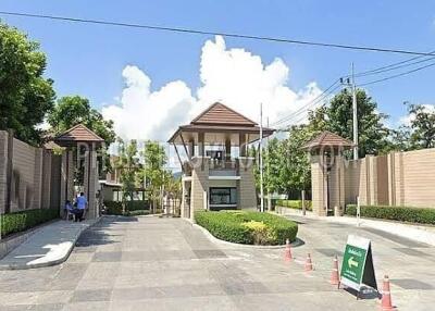 CHA22267: Bali-Inspired Two-Story Townhome Near King Power Phuket, Chalong