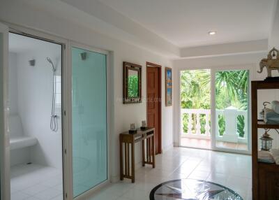 KOH21965: Opulent Five-Bedroom Residence with Breathtaking Ocean Views Available for Sale in Koh Sirey