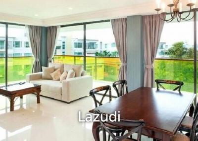 Beautufully 2 Bed Condo in Town