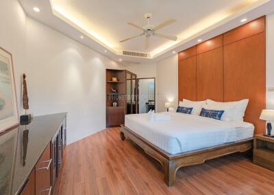 PAT21801: Four Bedroom Seaview Villa in Patong