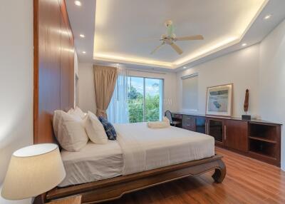 PAT21801: Four Bedroom Seaview Villa in Patong