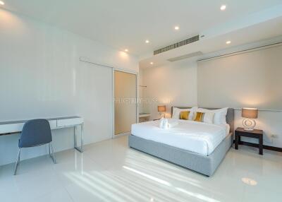 PAT21801: Four Bedroom Seaview Villa in Patong