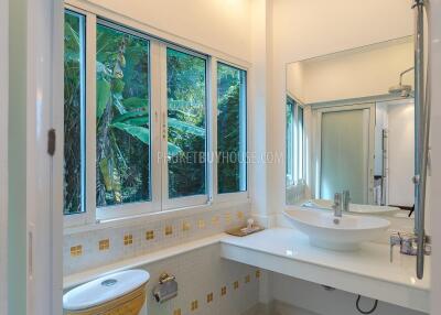 PAT21801: Four Bedroom Seaview Villa in Patong