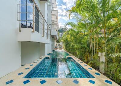 PAT21801: Four Bedroom Seaview Villa in Patong