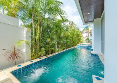 PAT21801: Four Bedroom Seaview Villa in Patong