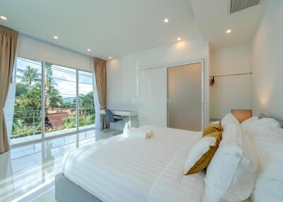 PAT21801: Four Bedroom Seaview Villa in Patong