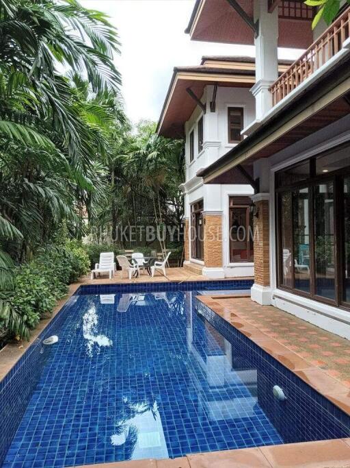 ISL7192: Four Bedroom House with a Pool in Koh Kaew