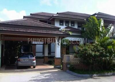 ISL7192: Four Bedroom House with a Pool in Koh Kaew