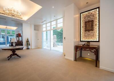 AOP7146: 10 Bedrooms Villa with Panoramic View in Ao Por