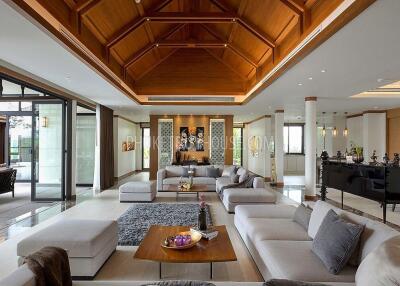 LAG6727: Luxury Beachfront Villa in Laguna, Bang Tao