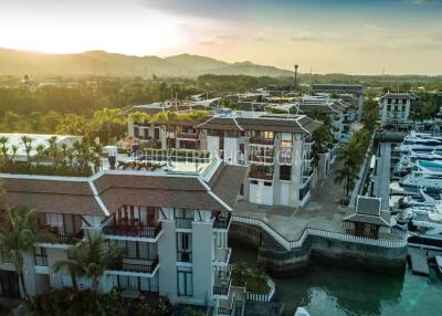 ISL6722: Luxury Penthouse with Own Yacht Marina in Koh Kaew