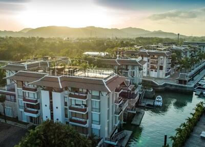 ISL6722: Luxury Penthouse with Own Yacht Marina in Koh Kaew