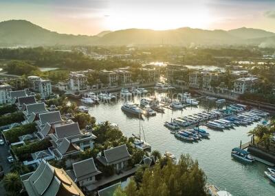 ISL6722: Luxury Penthouse with Own Yacht Marina in Koh Kaew