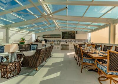 ISL6722: Luxury Penthouse with Own Yacht Marina in Koh Kaew