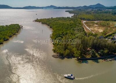 ISL6722: Luxury Penthouse with Own Yacht Marina in Koh Kaew