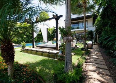 ISL6485: Luxury Villa For Sale in Koh Kaew District