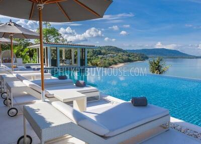 CAP6101: Luxury 6-bedroom Villa with a private Beach on its front and Panoramic Sea View