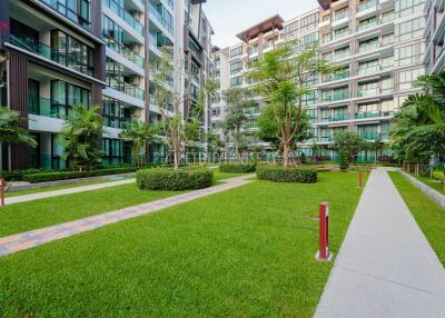 NAY5792: Elegant Apartment at Brand-new condominium in Nai Yang