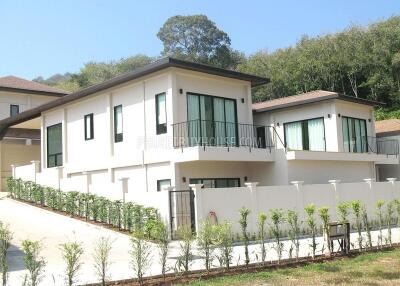 NAI5456: Beautiful Villa with 6 Bedrooms and Swimming Pool in Secured Area, Nai Harn