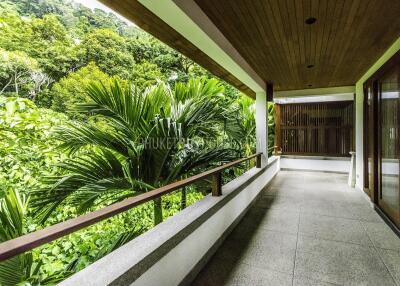 SUR1293: Luxury Three Bedroom Villa in Surin