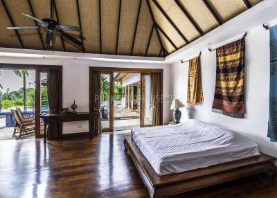 SUR1293: Luxury Three Bedroom Villa in Surin