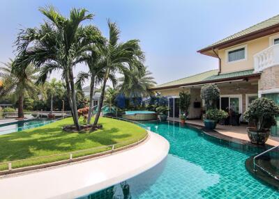 4 Bedrooms House in Jomtien Yacht club Na Jomtien H007475