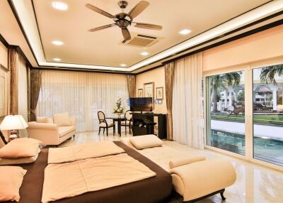 4 Bedrooms House in Jomtien Yacht club Na Jomtien H007475