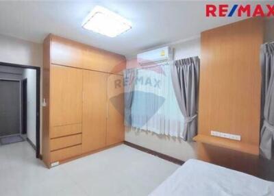 250 Sqm., 4 Beds Townhouse listed for ฿ 5,490,000.