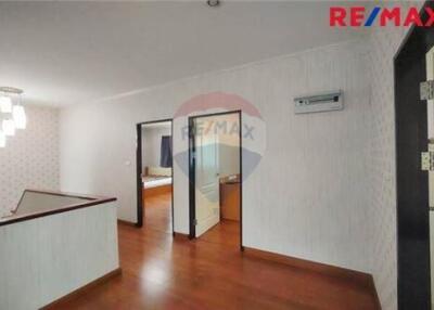 250 Sqm., 4 Beds Townhouse listed for ฿ 5,490,000.