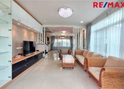 250 Sqm., 4 Beds Townhouse listed for ฿ 5,490,000.