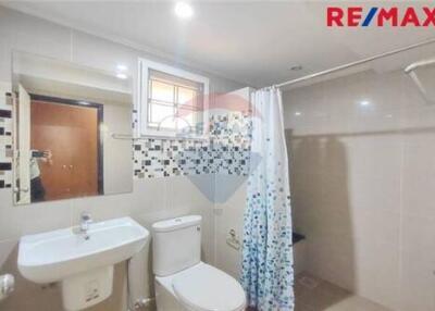 250 Sqm., 4 Beds Townhouse listed for ฿ 5,490,000.