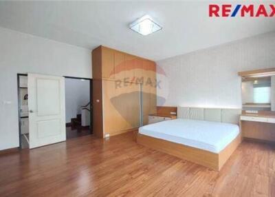 250 Sqm., 4 Beds Townhouse listed for ฿ 5,490,000.