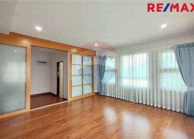 250 Sqm., 4 Beds Townhouse listed for ฿ 5,490,000.