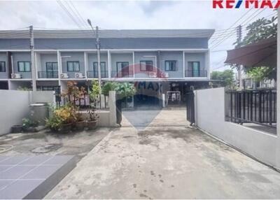 112 Sqm., 3 Beds Townhouse listed for ฿ 1,850,000.