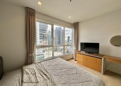 Modern bedroom with city view