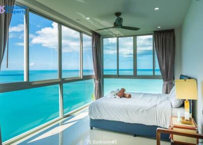 Elegant Samui 5-Bedroom Seaview Villa off Chaweng Bay