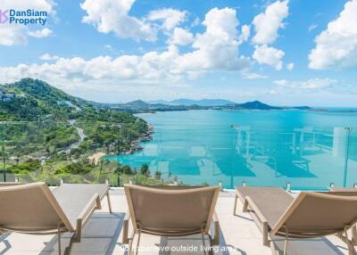 Elegant Samui 5-Bedroom Seaview Villa off Chaweng Bay