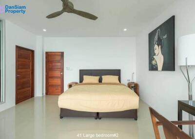 Elegant Samui 5-Bedroom Seaview Villa off Chaweng Bay