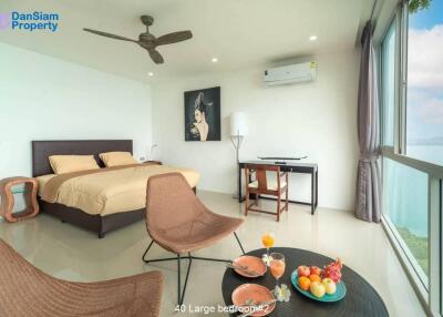 Elegant Samui 5-Bedroom Seaview Villa off Chaweng Bay