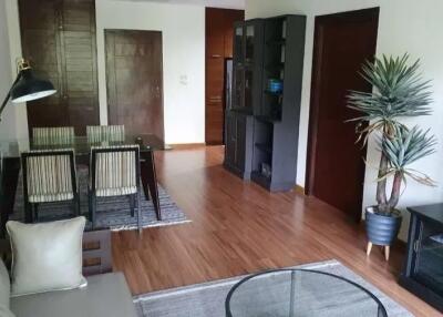 Executive style 1 bed condo to rent at Mountain Front Condominium