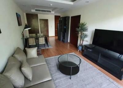 Executive style 1 bed condo to rent at Mountain Front Condominium