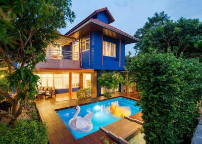 Two Storey 4 Bedroom Thai Style Pool Villa For Sale In Soi 88