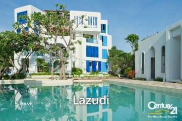 Beautiful 1 Bed Beachfront Condo