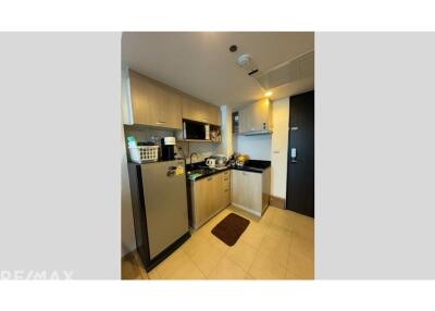 Haus 23 Ratchada - Ladprao Condo: Price to Sell, MRT Lat Phrao 5 Mins Walk