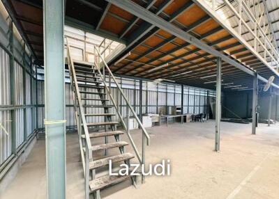 Warehouse for rent in Huaykwang