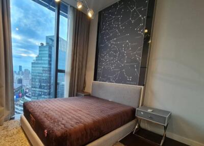 Modern bedroom with city view