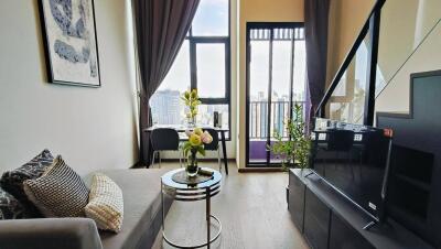 Luxury Condo in Chatrium Residence Riverside, Wat Phraya Krai, Bangkok