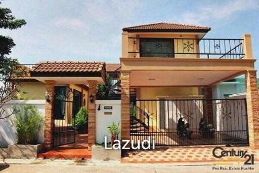 2 Storey Spanish Style Villa near Town