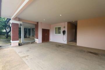 Spacious Property with Guest House Near International Schools