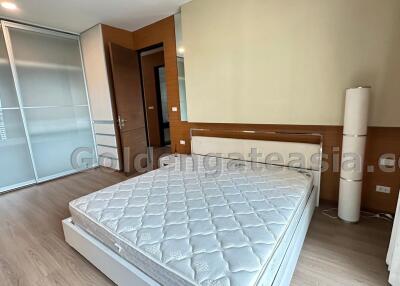 2 Bedrooms plus Study Condo Citi Smart - Sukhumvit 18